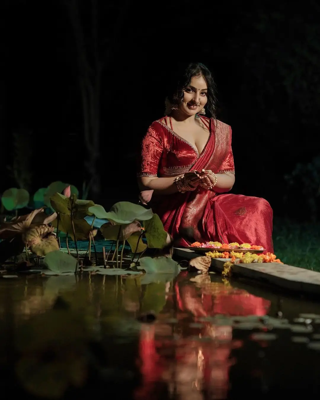 Malavika Menon In South Indian Traditional Red Saree Blouse